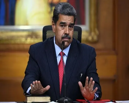 بعد ضربة أمريكية القبض على رئيس فنزويلا وزوجته وترحيلهما خارج البلاد