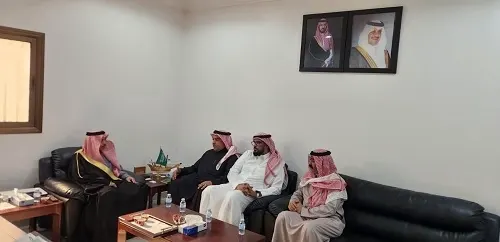 تعزيز التعاون بين مركز دارين وتاروت ونادي الجزيرة