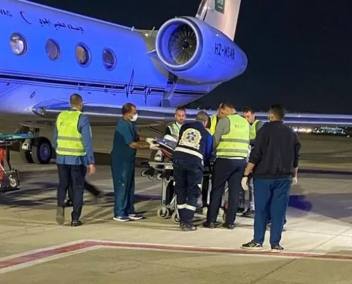 إخلاء طبي لمواطنين من القاهرة