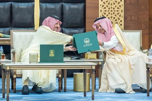 أمير الشرقية يطلق استراتيجية جمعية ترميم وحملة “رحمة تنتظر”