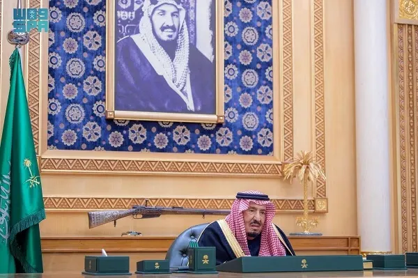 أمام خادم الحرمين.. المعينون بالأوامر الملكية يؤدون القسم