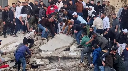 لبنان.. انهيار مبنى من 5 طوابق والضحايا تحت الأنقاض