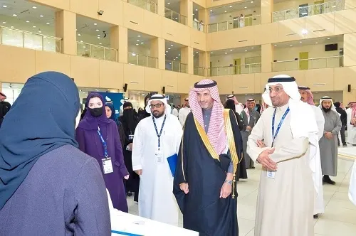 تحت شعار "حيث تلتقي التخصصات صياغة مستقبل الرعاية الصحية" منتدى للأبحاث والابتكارات الطبية في جامعة الإمام عبدالرحمن