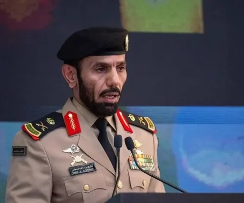 حرس الحدود: ترقية 866 فرداً في مختلف التخصصات