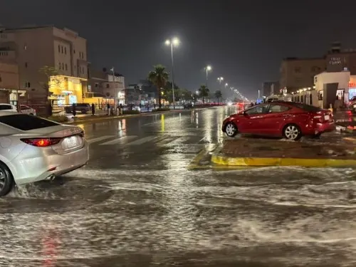 ليلة رعد ممطرة في القطيف وما حولها