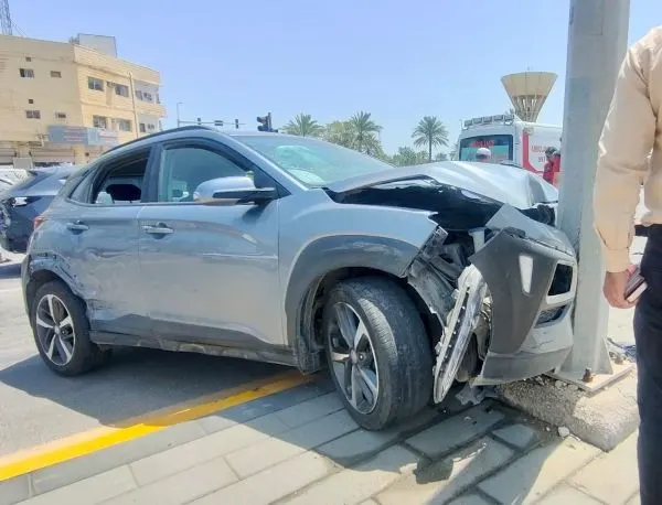 القطيف.. إصابة طفل في حادث ثلاثي عند “إشارة الخزان”
