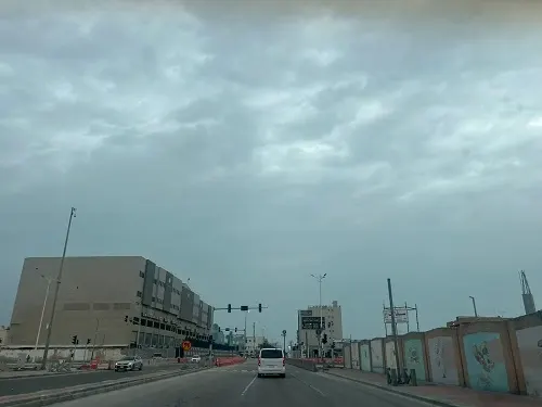 القطيف.. أجواء غائمة ودرجة حرارة 26 مئوية