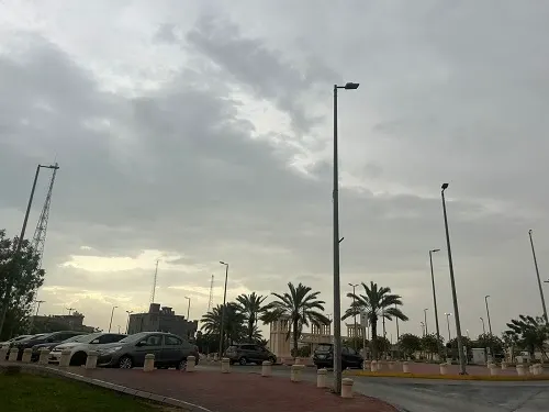 القطيف.. أجواء شبه غائمة بدرجة حرارة 26 مئوية