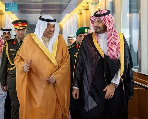 قادة ورؤساء وفود دول الخليج يصلون إلى جدة