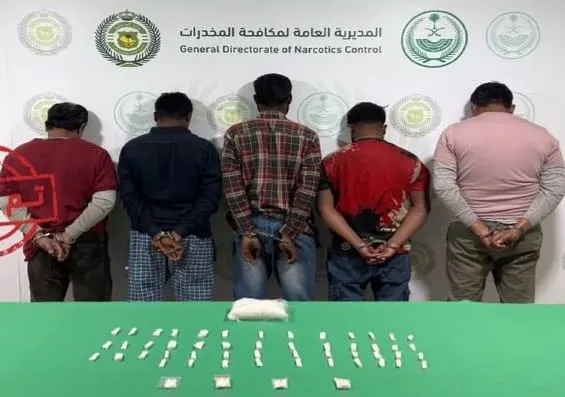 تبوك.. الإطاحة بـ 5 مروجي شبو
