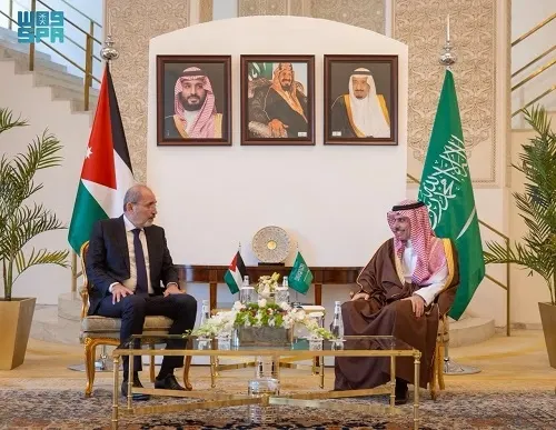 بن فرحان والصفدي يناقشان الوضع في الخلية وسوريا ولبنان