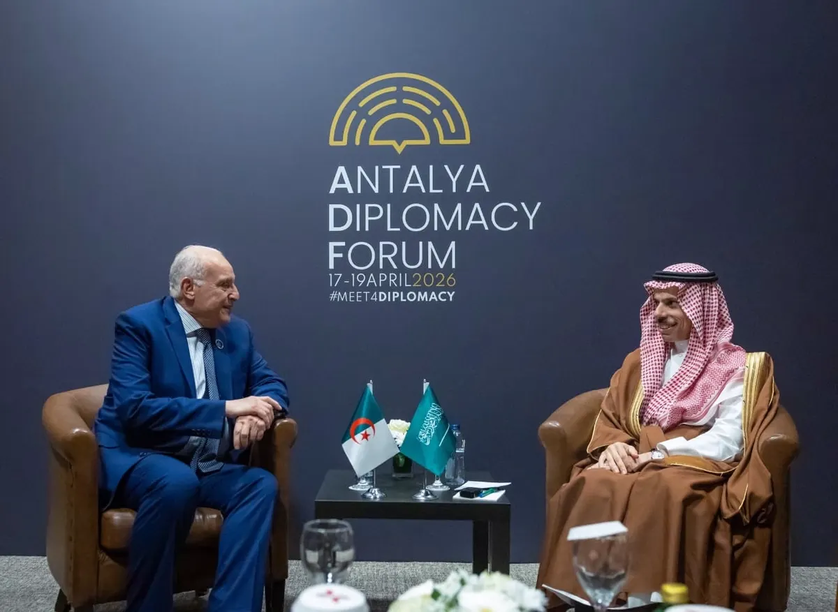 أنطاليا.. مباحثات سعودية جزائرية حول مستجدات الأوضاع