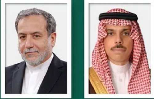 وزير الخارجية يبحث مع نظيره الإيراني آخر التطورات