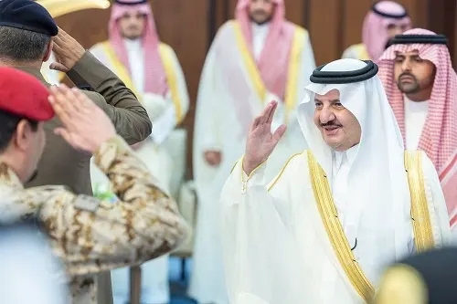 أمير الشرقية ونائبه يستقبلان المهنئين بعيد الأضحى