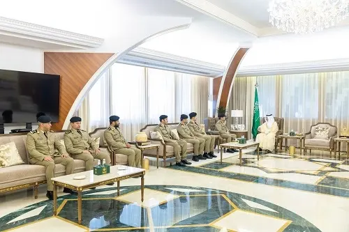 أمير الشرقية يطلع على جهود أمن المنشآت
