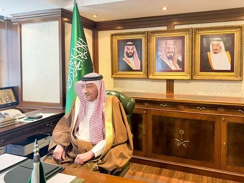 رفض سعودي للمساس بمضيق هرمز والممرات المائية