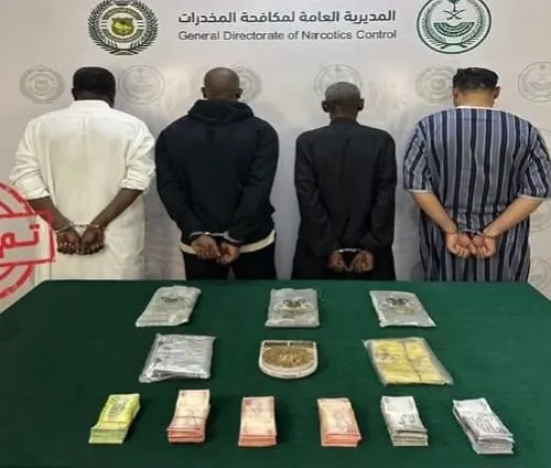 15 مروجًا ومهربًا في 5 مناطق