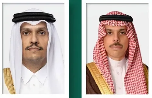 وزير الخارجية ونظيره القطري يبحثان مستجدات المنطقة