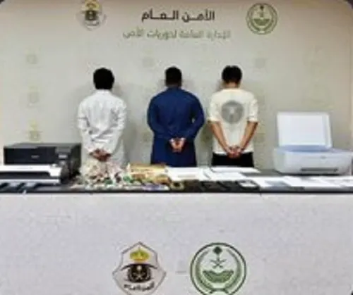 إحالة 3 نصابي حج جدد إلى النيابة