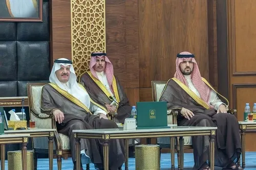 أمير الشرقية: مقترحات الأهالي رافداً مهماً لتطوير المنطقة