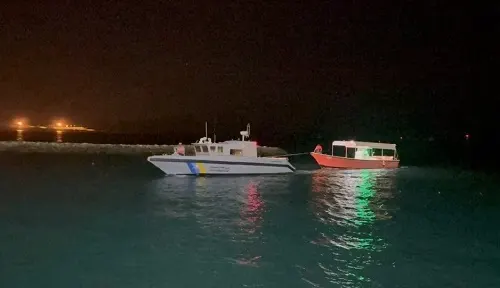 إنقاذ مواطنين في بحر ينبع