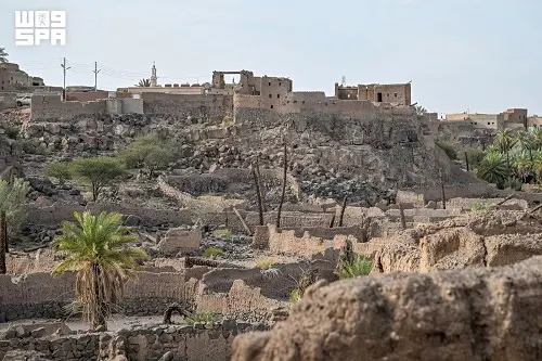 مدينة الأسوار والقلاع