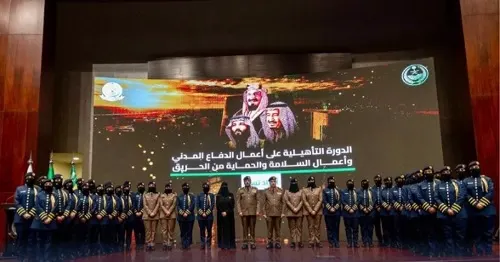 الرياض.. تخريج 40 مجندة جديدة في الدفاع المدني