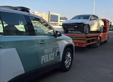 المدينة.. ضبط مفحط صدم سيارة وهرب