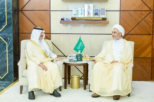 أمير الشرقية يستقبل قاضي الأوقاف والمواريث بالقطيف