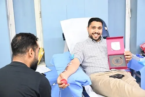 نداء إنساني قاد هلال آل طالب إلى رحلة عطاء مستمرة