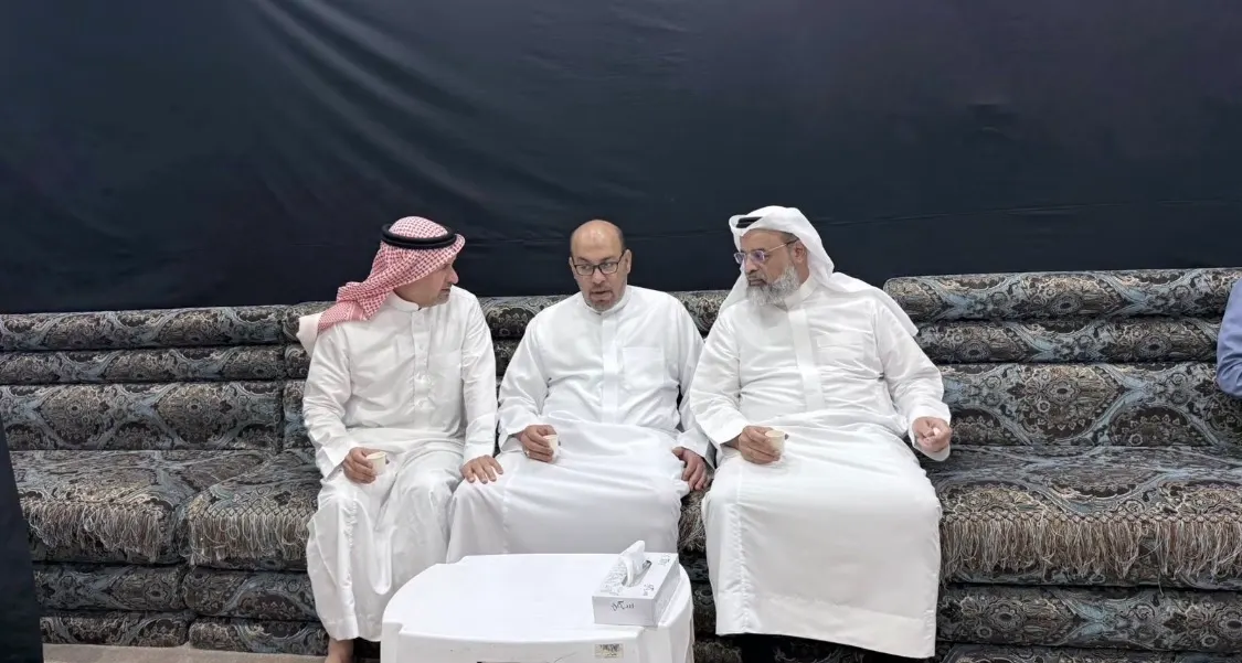 قيادات في أرامكو تواصل مواساة أسر شهداء حادث رأس تنورة