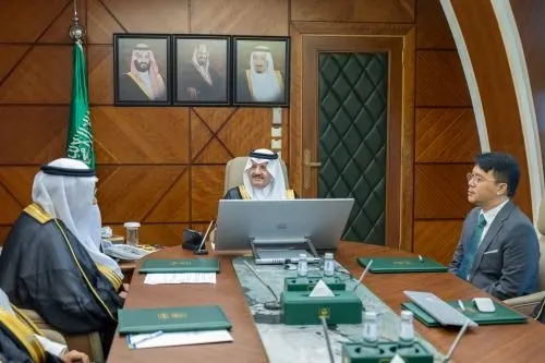 أمير الشرقية يطّلع على خطة الموسم الثاني للمدينة العالمية