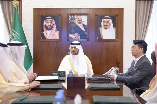 نائب أمير الشرقية يطّلع على خطة الموسم الثاني للمدينة العالمية