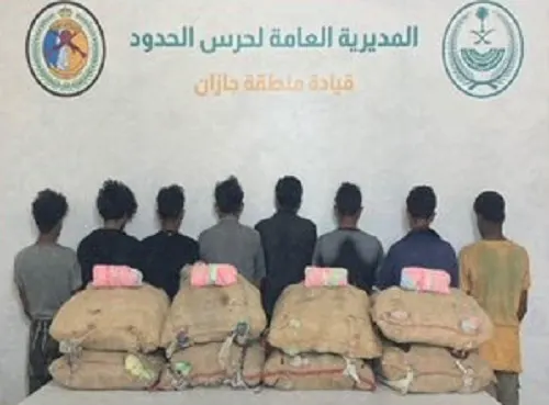 حرب المخدرات: 12 مهرباً ومروجاً في 3 مناطق