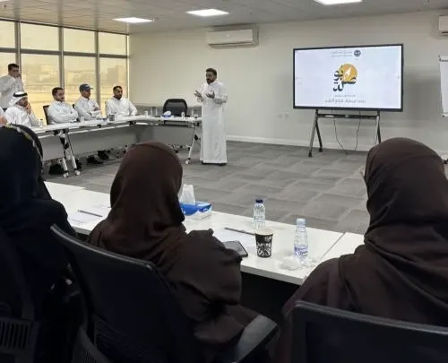 «نبرة الصوت» محور لقاء موظفي “سعادة” الشهري