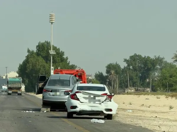 إصابة سائقة في تصادم سيارتين بمدخل صفوى