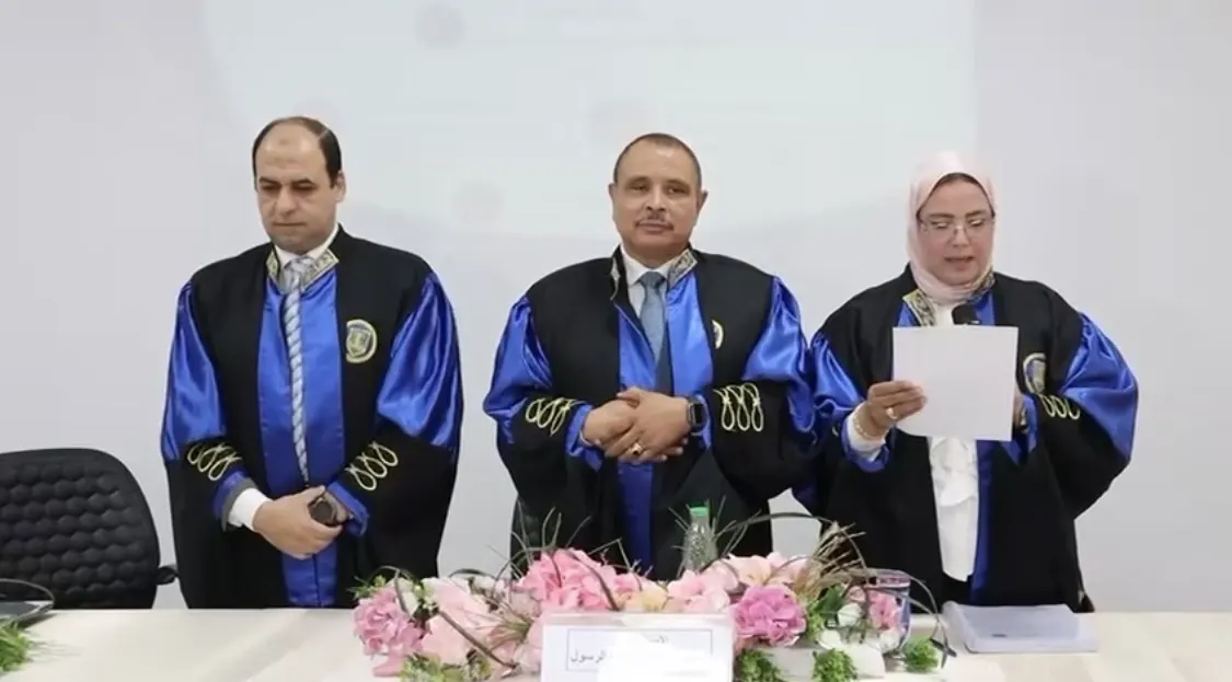 دكتوراه سياسات التعليم لصفية سعيد آل عبيدان
