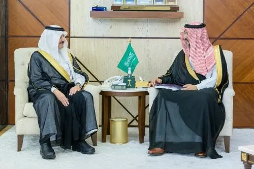 أمير الشرقية يستقبل رئيس جامعة الأمير مساعد بن عبدالرحمن