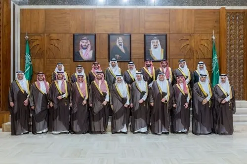 أمير الشرقية يطّلع على منجزات معرض “اللومي الحساوي”