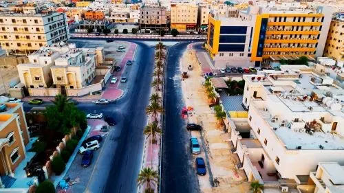 بلدية القطيف تطوّر 1200 متر من شارع العباس