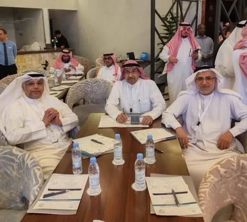 مركز سنا يدرب كوادره على الذكاء الاصطناعي
