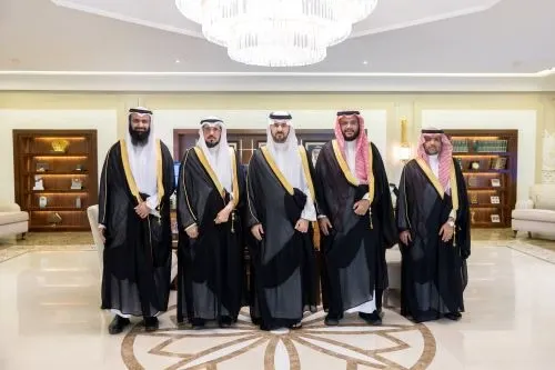 نائب أمير الشرقية يستقبل رئيس جمعية “يعمر”